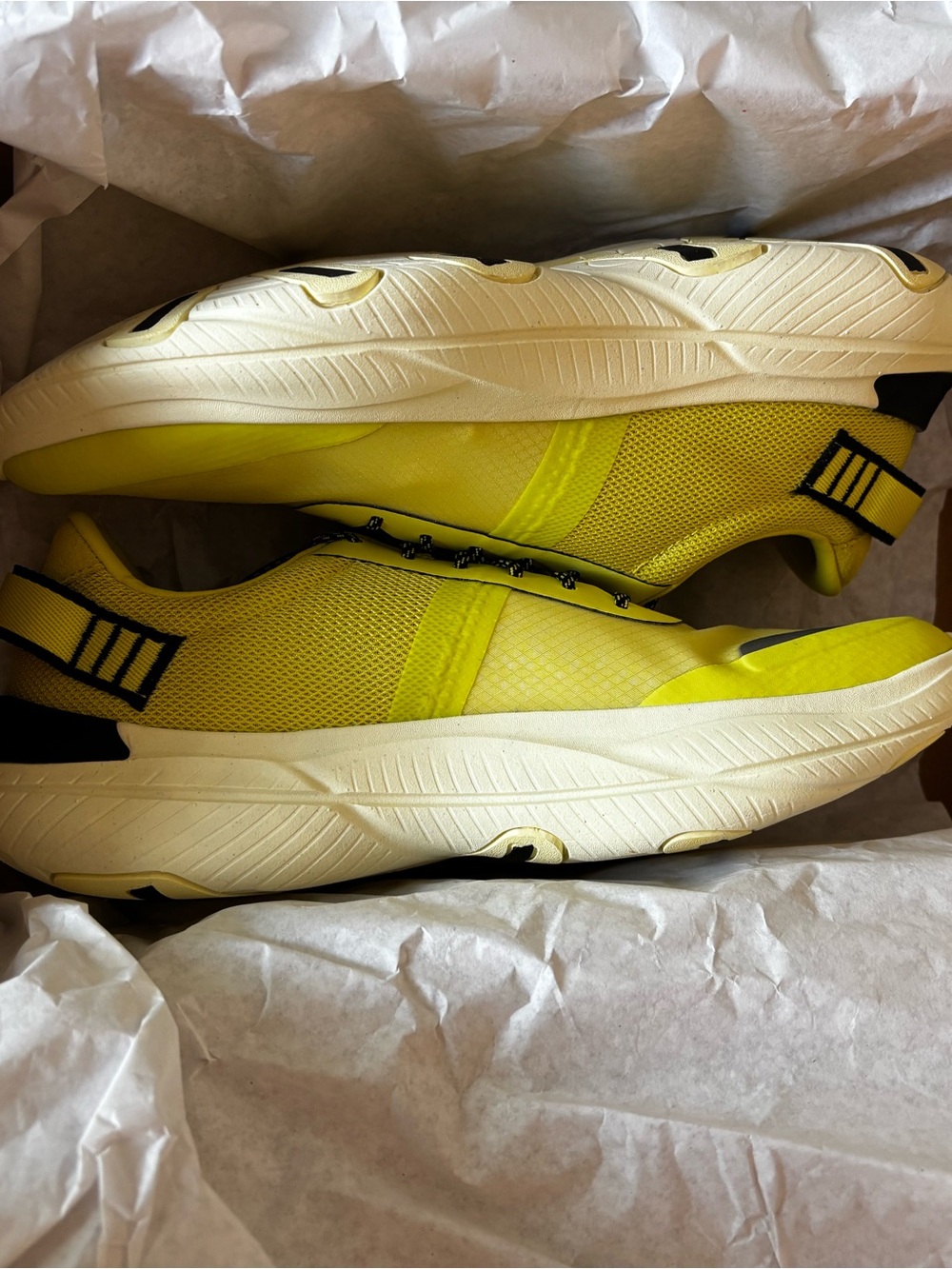 Sorel Neon Lime and Black Mesh Sneaker - Picture 2 of 6